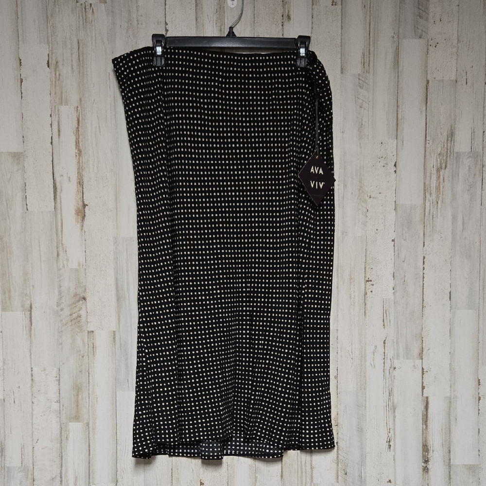 New with tag Ava & Viv Black and Creme Pencil Skirt